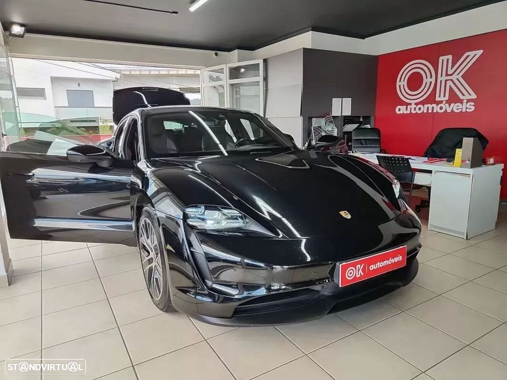 Porsche Taycan 4S - 15