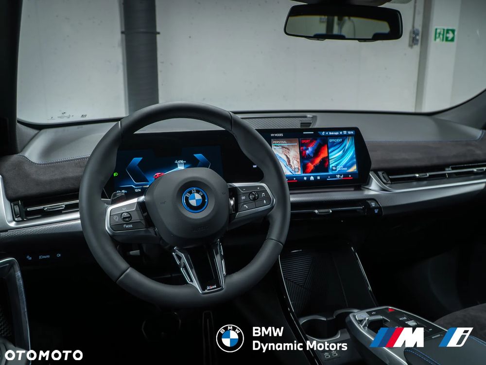 BMW iX2 eDrive20 - 18