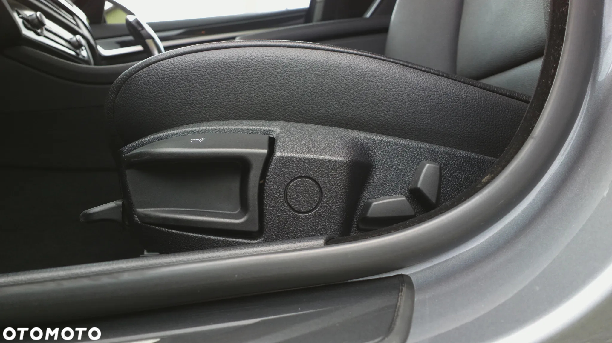 BMW Seria 5 520d Touring - 21