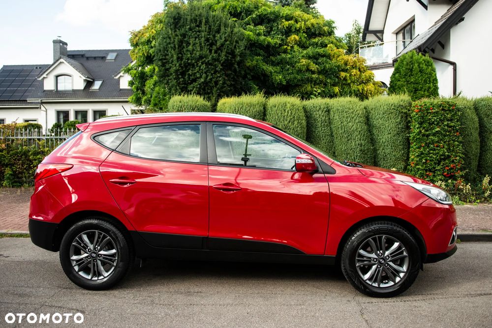 Hyundai ix35 1.6 2WD Fifa World Cup Edition - 4