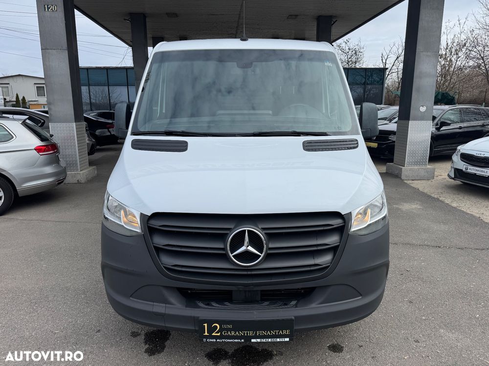 Mercedes-Benz Sprinter - 4