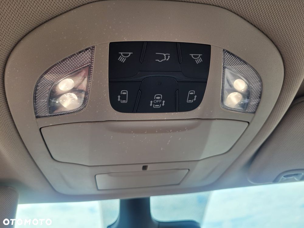 Chrysler Pacifica - 26