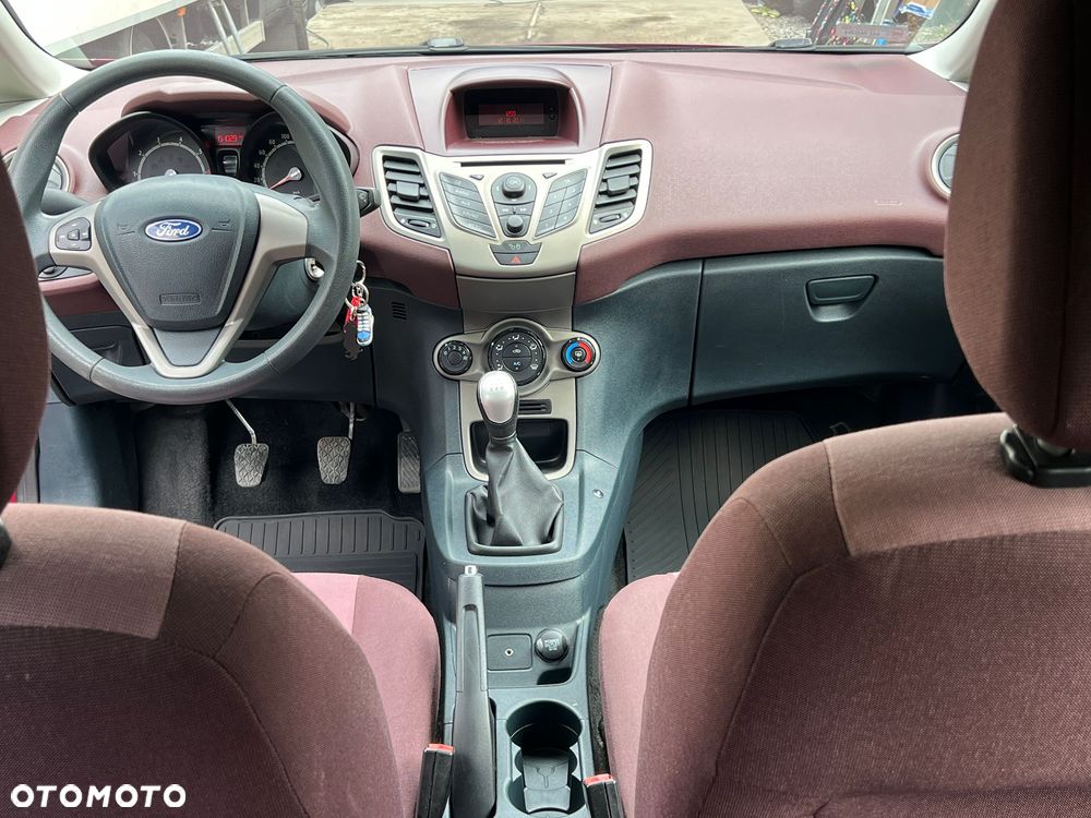 Ford Fiesta 1.25 Ambiente - 14