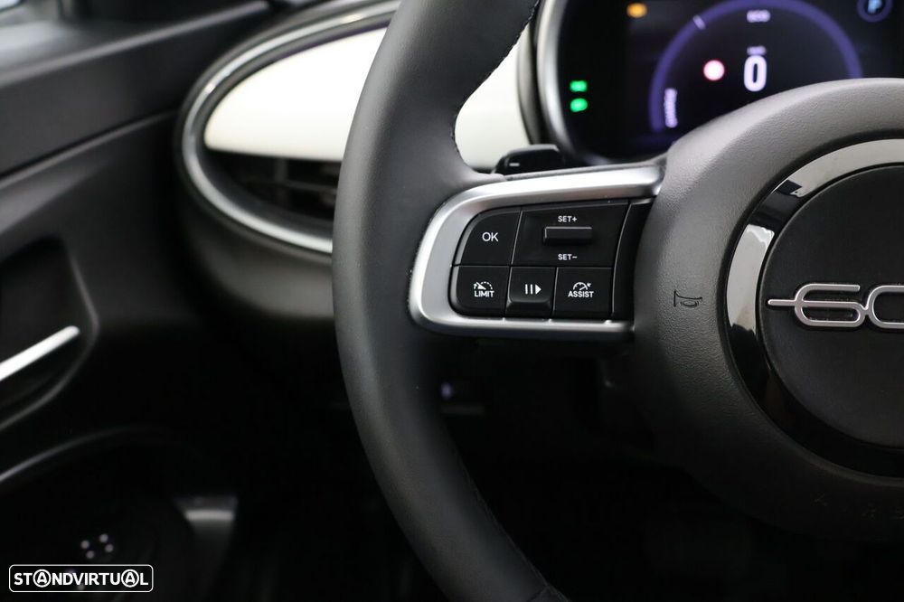 Fiat 600 1.2 Hybrid Icon — fotografia 7
