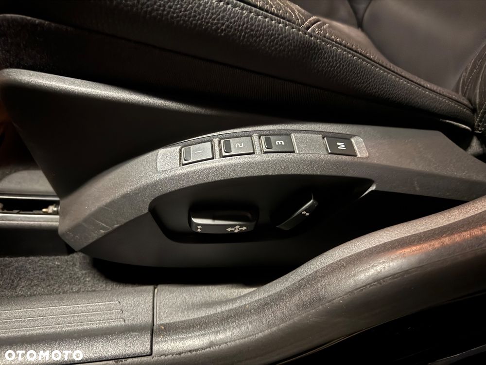 Volvo V50 - 8