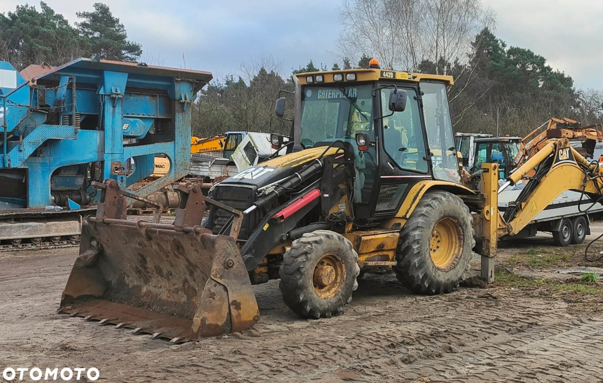 Caterpillar 442D - 7