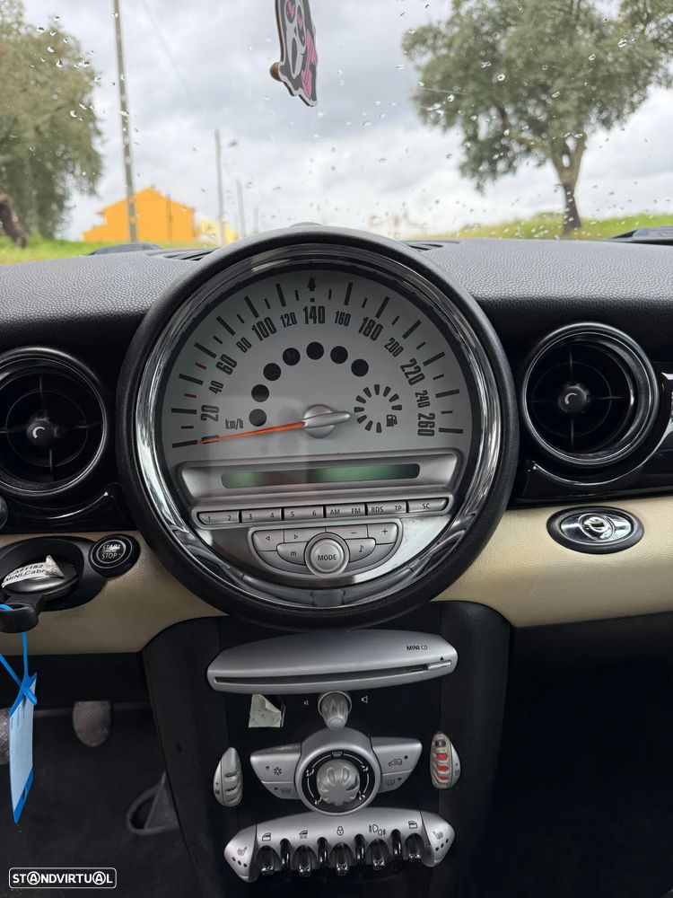 MINI Cabrio Cooper - 8