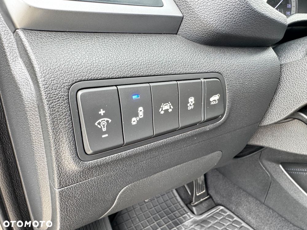 Hyundai Tucson 2.0 CRDI BlueDrive Style 2WD - 18