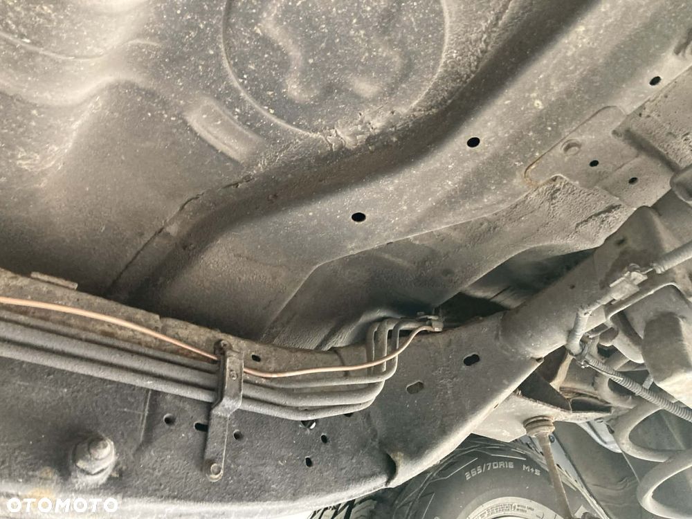 Nissan Patrol 2.8 TDI - 15