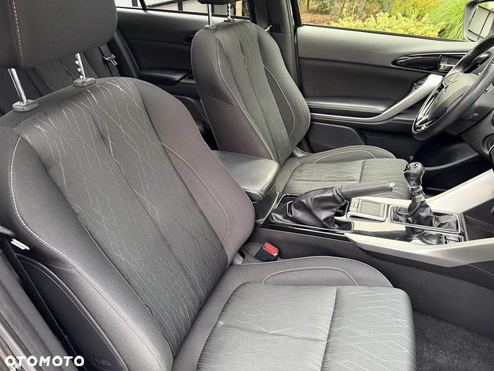 Mitsubishi Eclipse Cross 1.5 T Invite Plus - 35