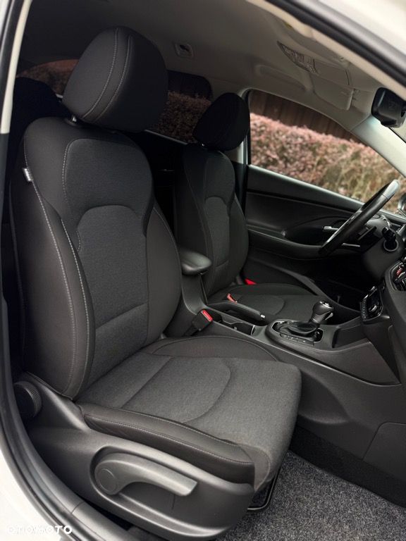 Hyundai i30 1.6 CRDI DCT Premium - 35
