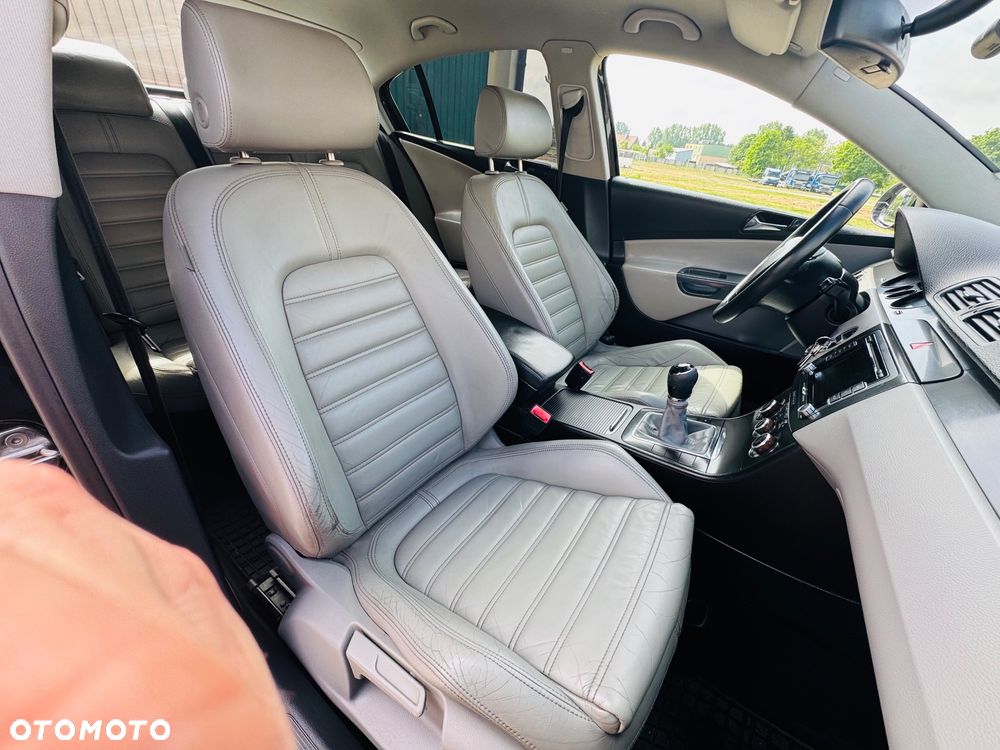 Volkswagen Passat 1.9 TDI Individual - 13