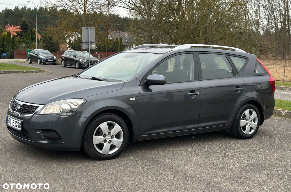 Kia Ceed 1.4 L Euro2012 - 8
