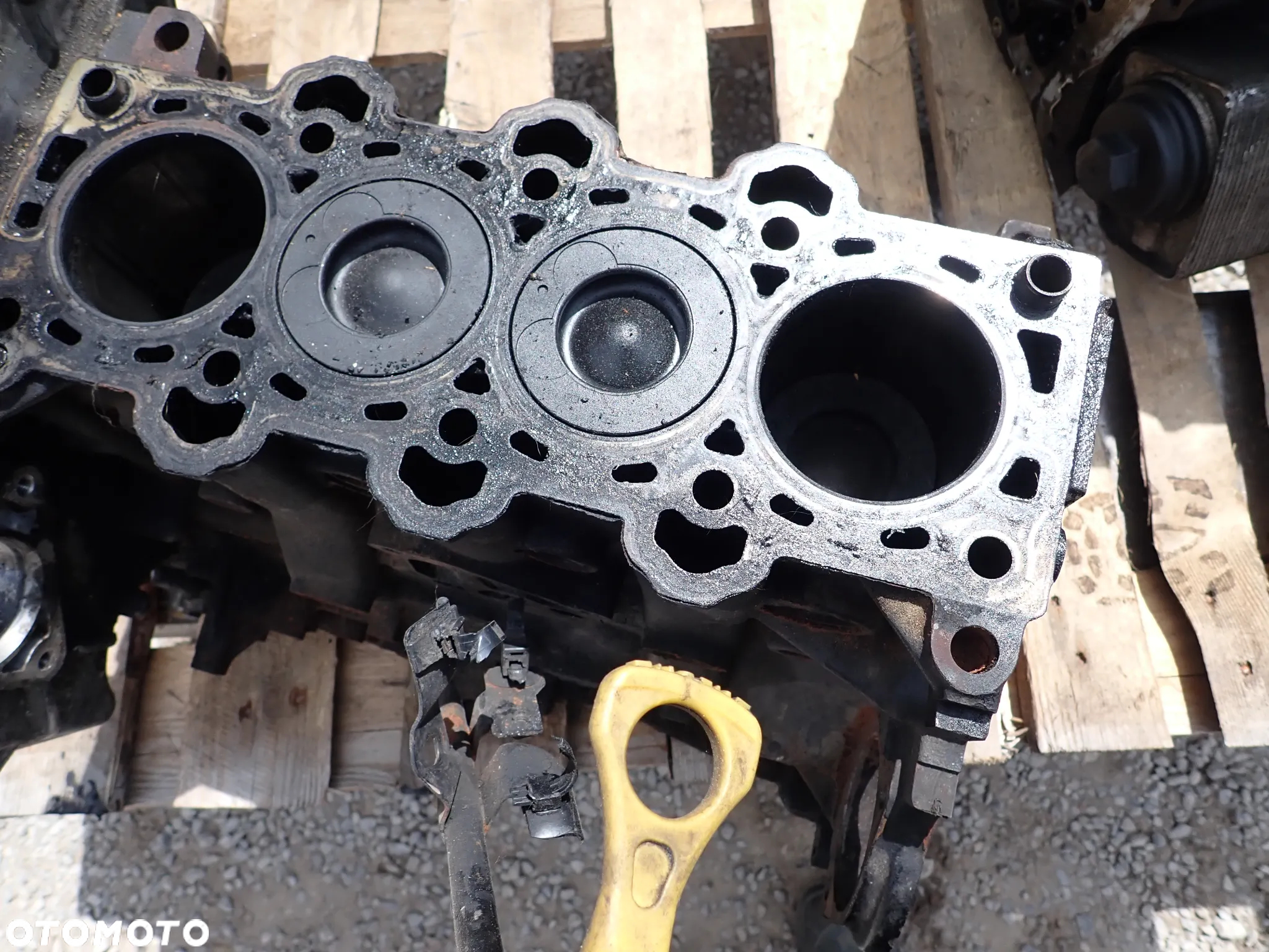 BLOK WAŁ TŁOKI SILNIKA HYUNDAI / KIA  1.5 CRDI  21311-2A300  1000 ZŁ - 3