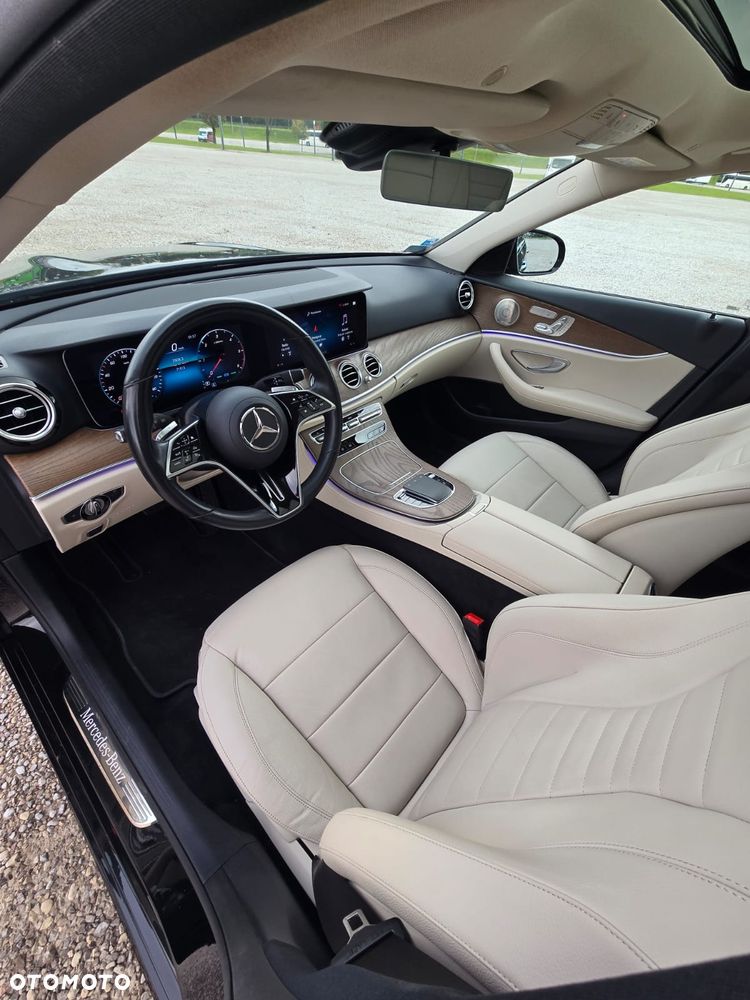 Mercedes-Benz Klasa E 300 d 4-Matic Avantgarde - 7