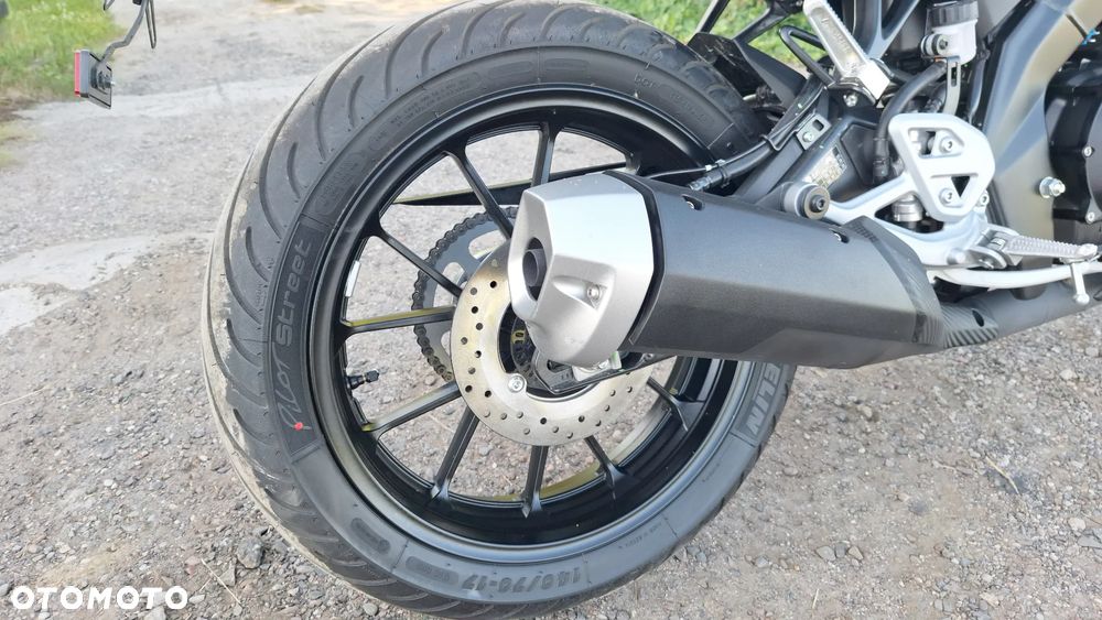 Yamaha MT - 38
