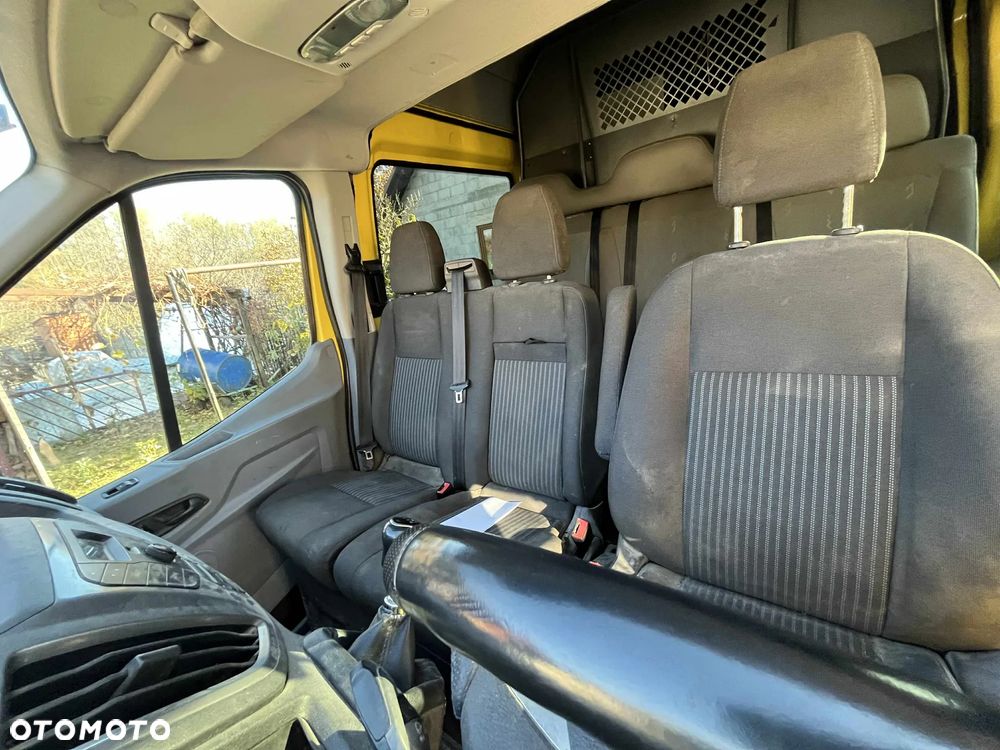 Ford Transit - 8