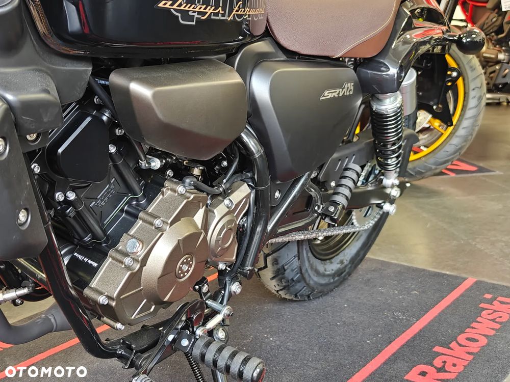 QJMOTOR SRV 125 - 5