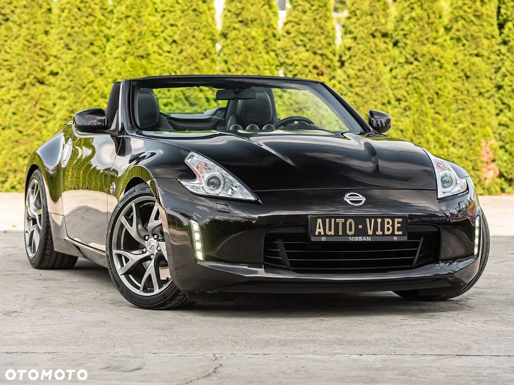 Nissan 370 Z Black Edition - 2