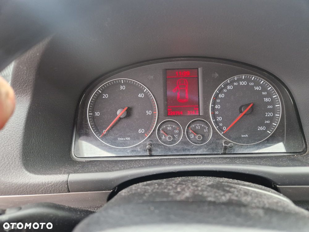 Volkswagen Touran 1.9 TDI DPF Trendline - 13