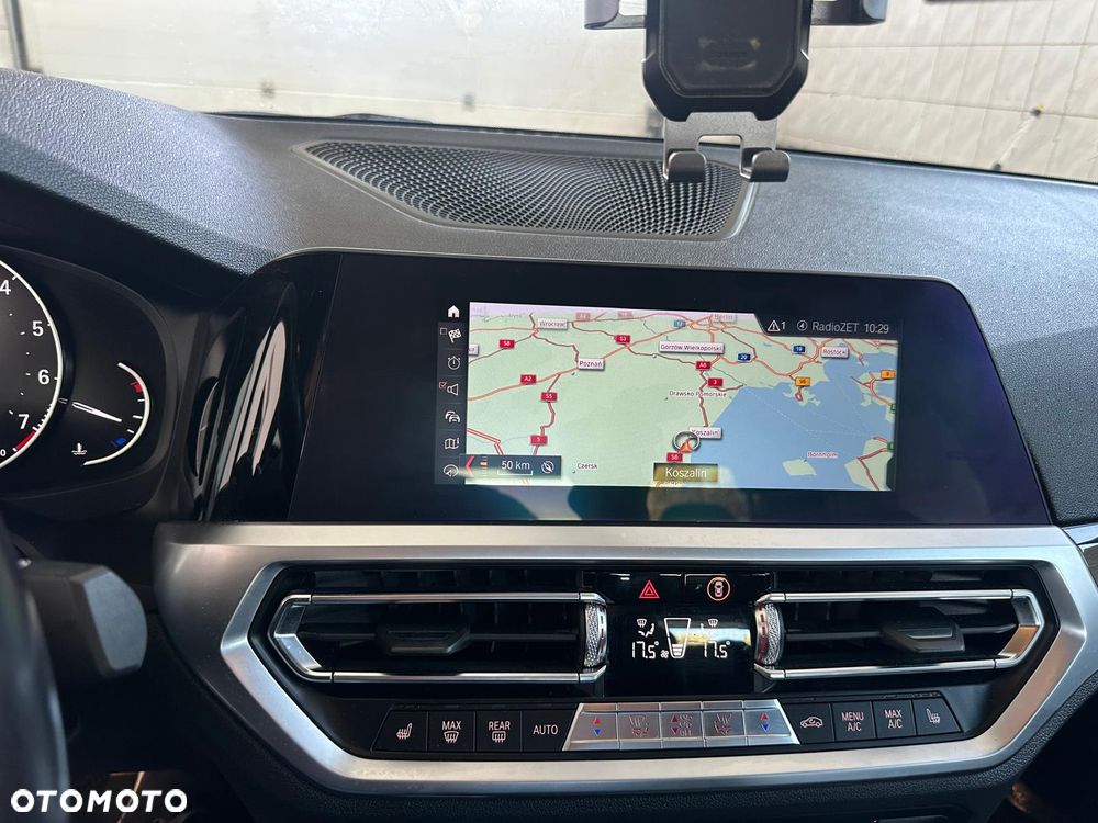 BMW Seria 3 330i Sport Line - 19