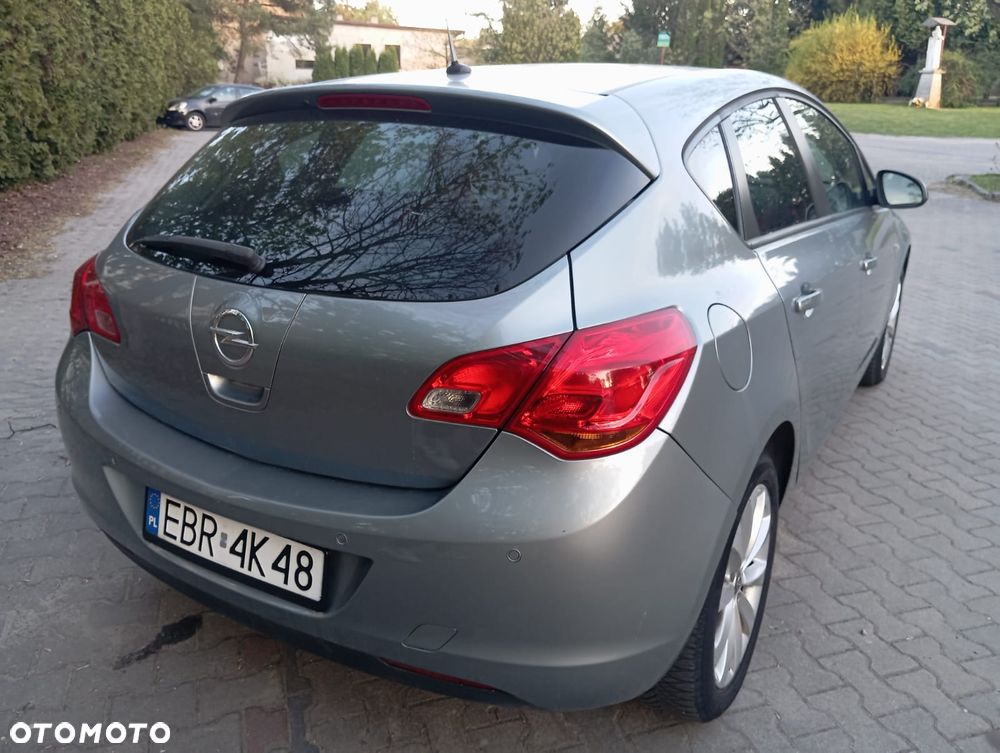 Opel Astra 1.4 EcoFLEX 150 Jahre - 13