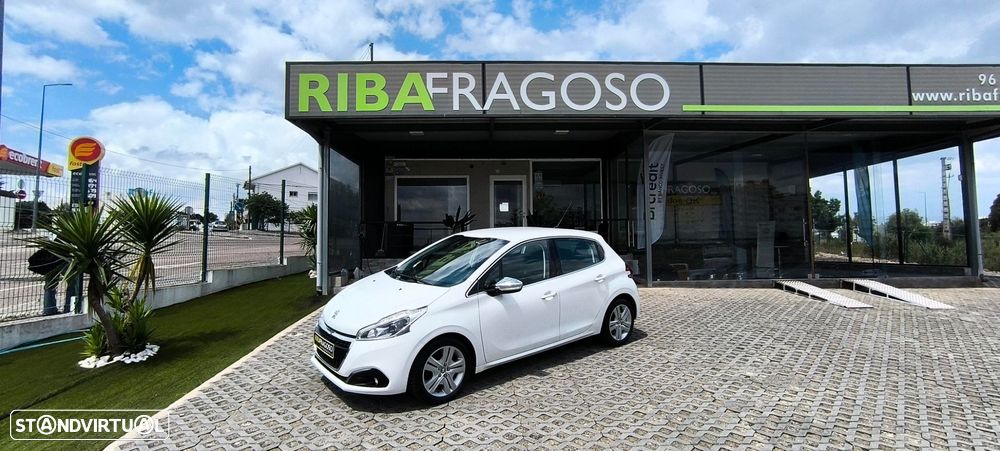 Peugeot 208 1.2 PureTech Allure - 2