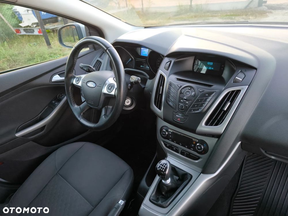 Ford Focus - 29