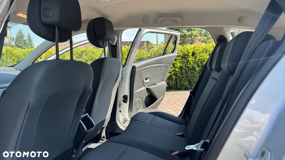 Renault Megane 1.6 16V 110 Expression - 27
