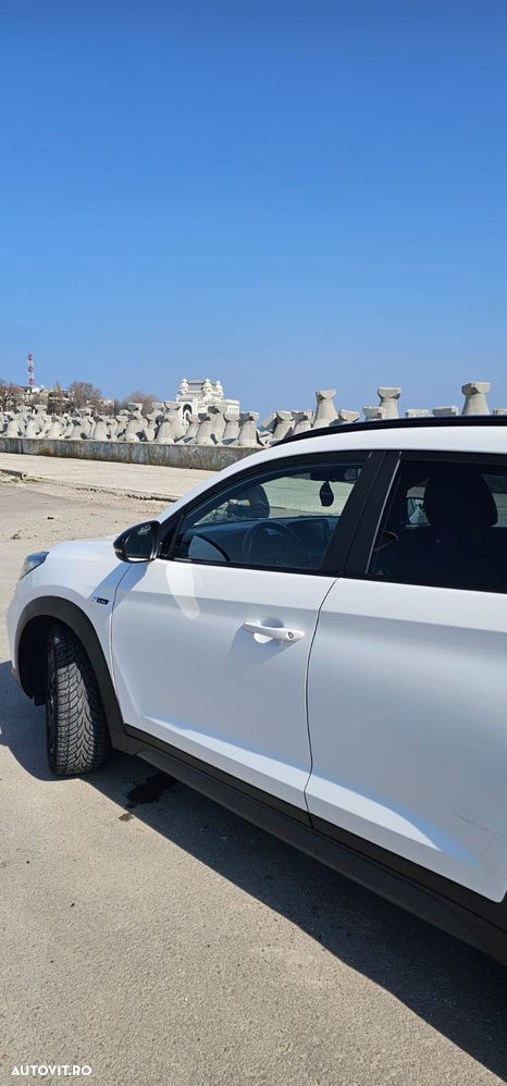 Hyundai Tucson 1.6 CRDi 4WD 7DCT Premium - 4