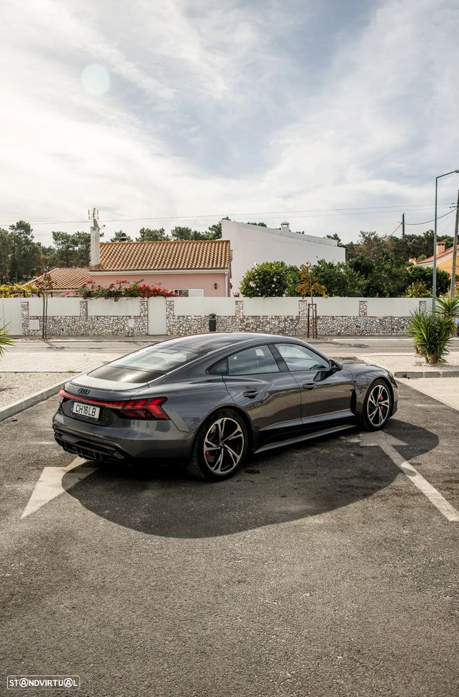 Audi e-tron GT quattro - 11