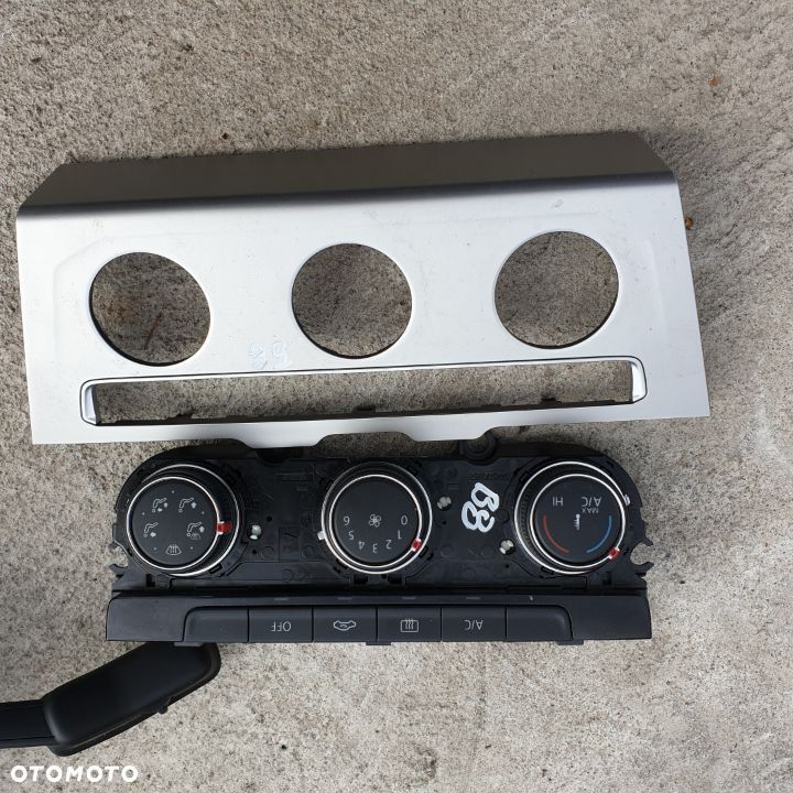 VW PASSAT B8 PANEL KLIMATYZACJI RAMKA 5G0907426AF 15R - 1