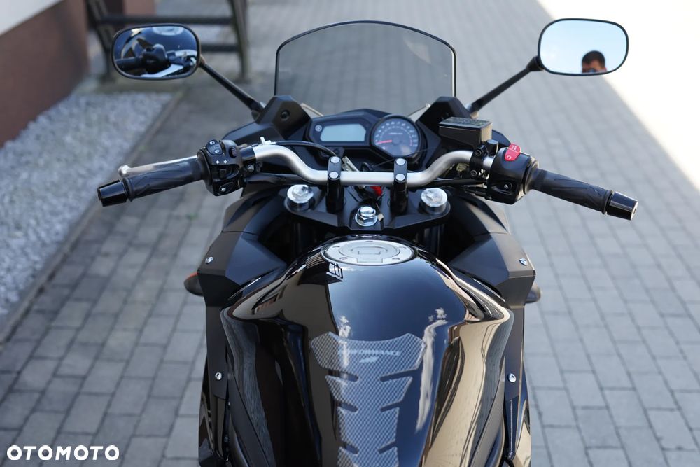 Yamaha XJ - 16