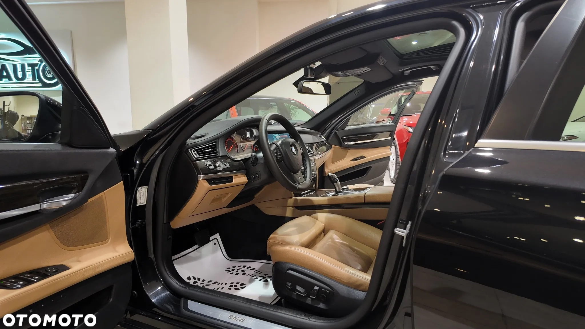 BMW Seria 7 730d xDrive - 23