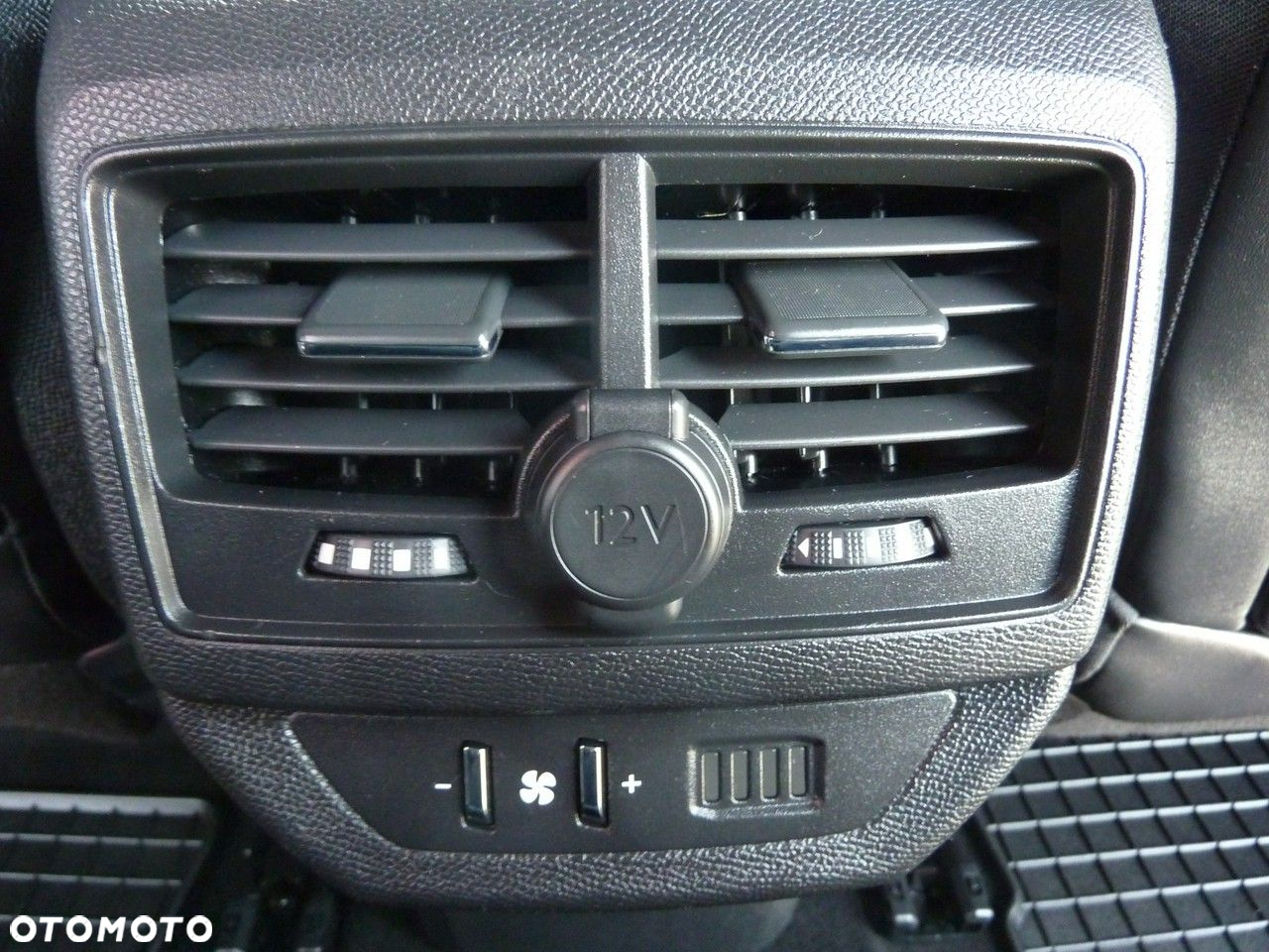 Peugeot 5008 - 36