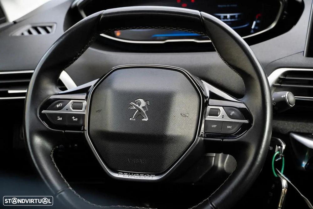 Peugeot 3008 - 12