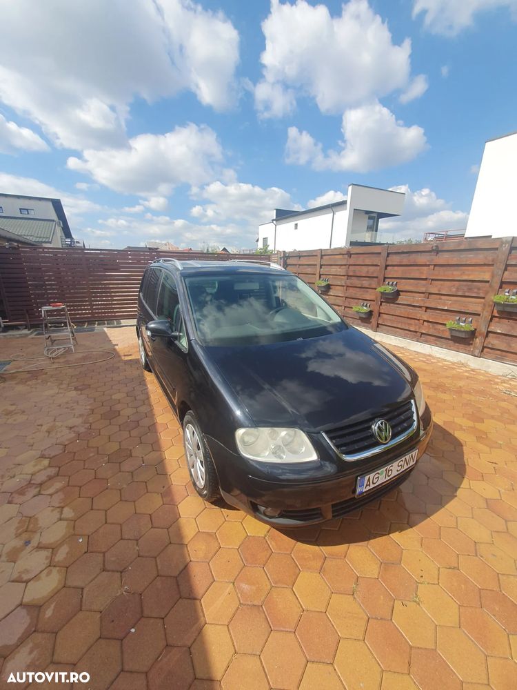 Volkswagen Touran - 13