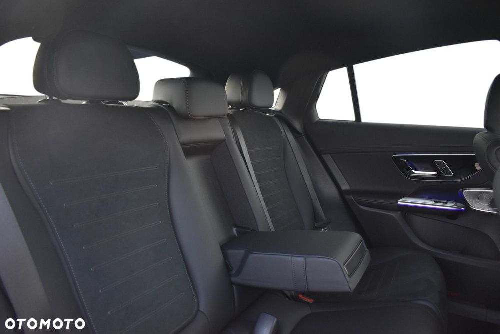 Mercedes-Benz GLC - 9