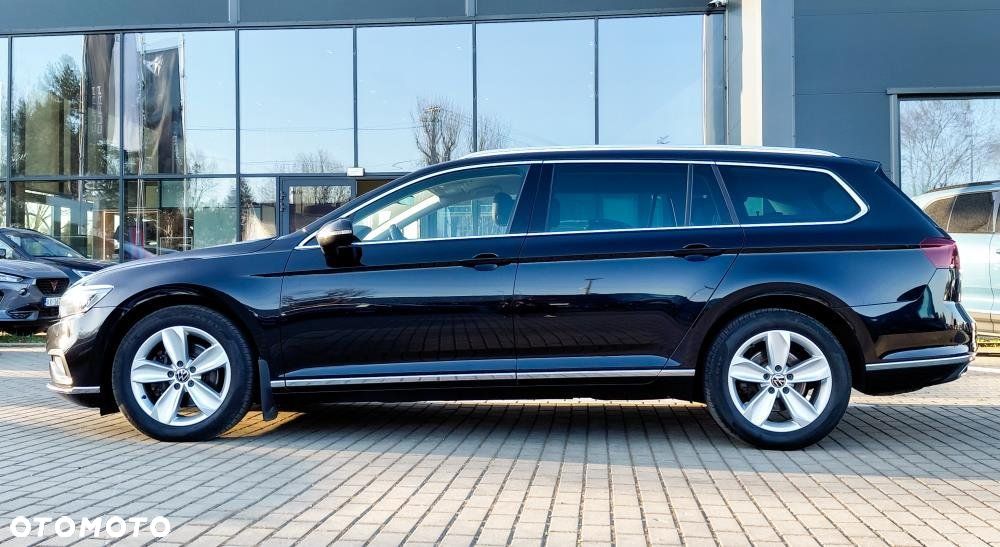 Volkswagen Passat - 2