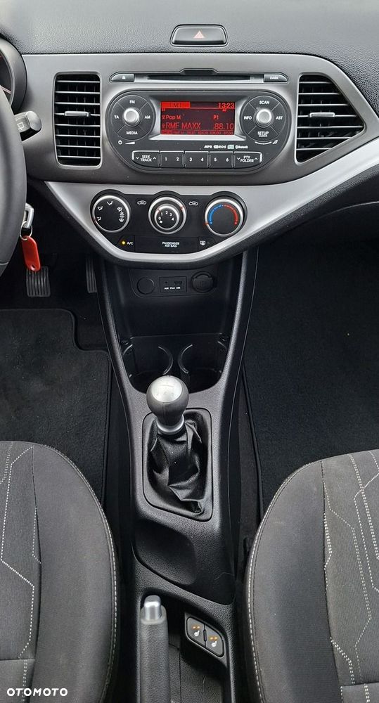 Toyota Yaris - 15
