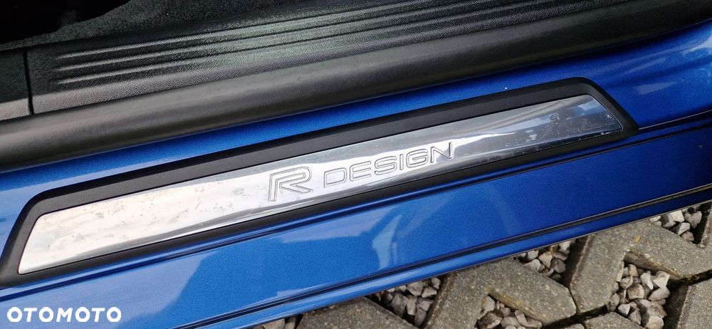 Volvo V40 D4 Geartronic RDesign - 36
