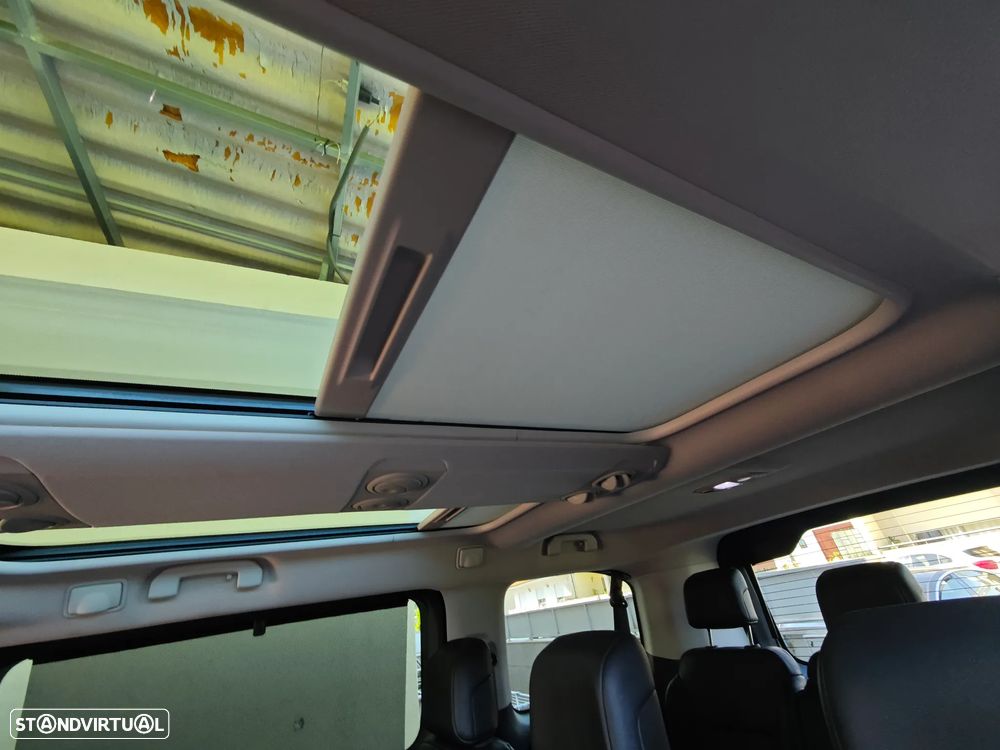 Peugeot e-Traveller L3 (50kWh) Business VIP - 18