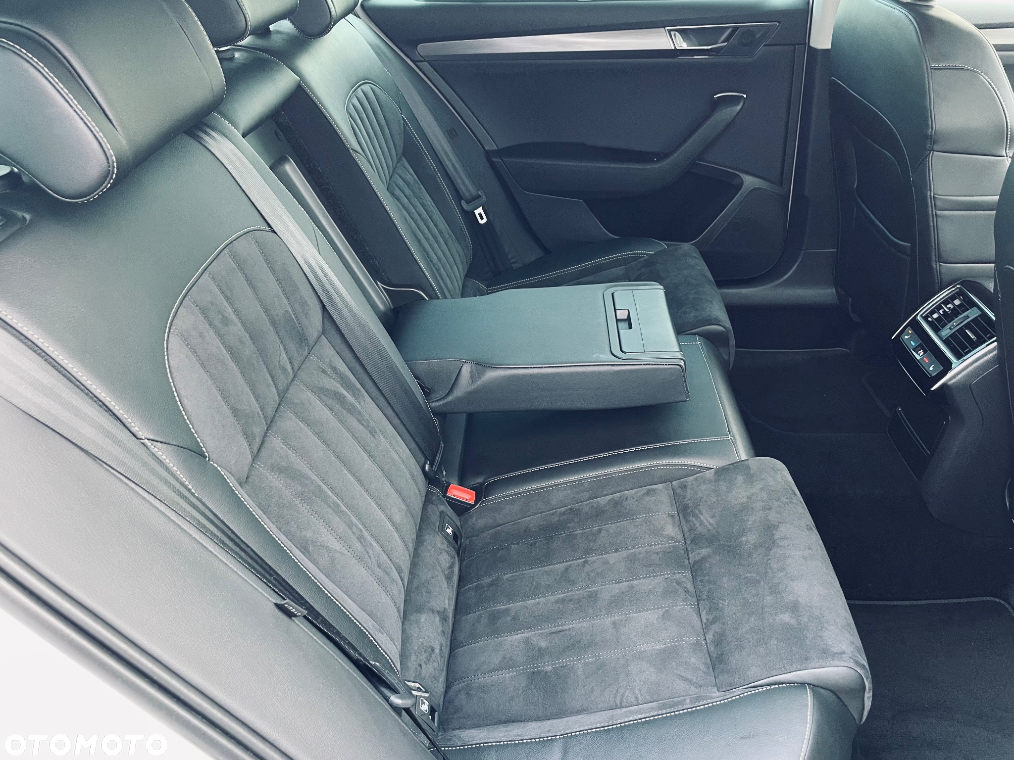 Skoda Superb 1.4 TSI Plug-In Hybrid Style DSG - 37
