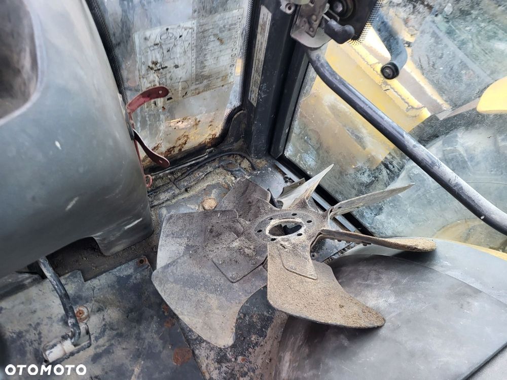 Komatsu Wb 93R - 5 4X4 - 17