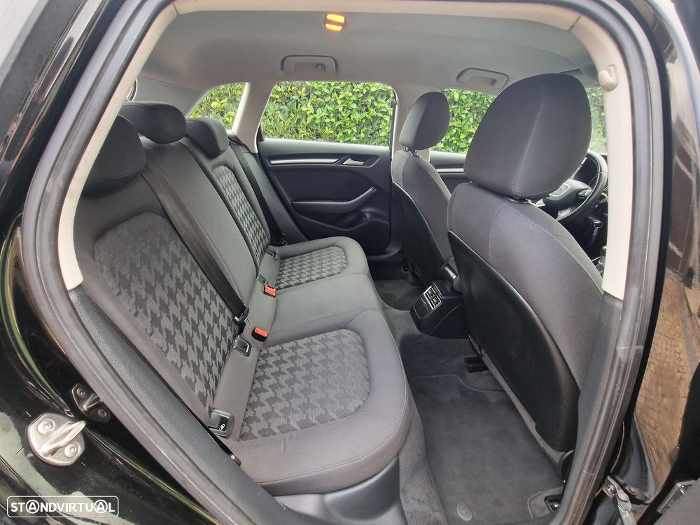 Audi A3 Sportback 1.6 TDI Sport - 13