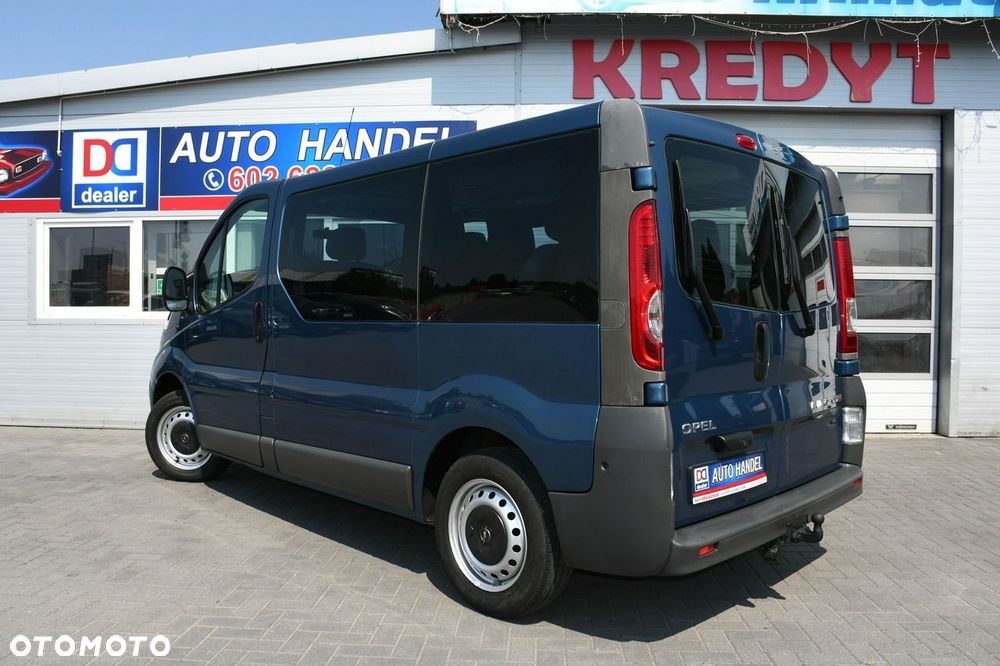 Opel Vivaro - 10