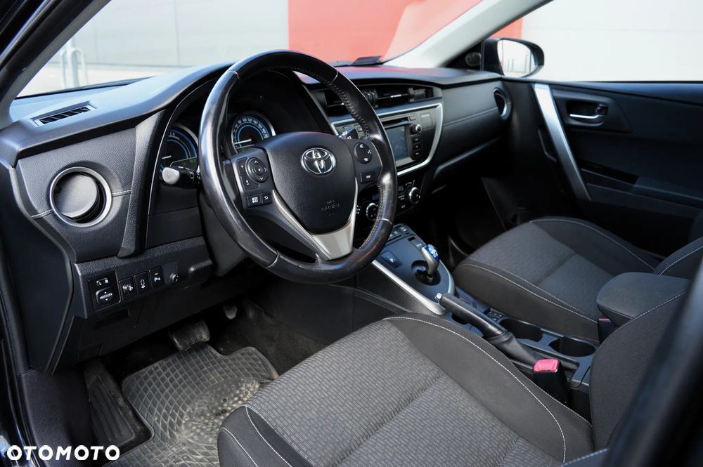 Toyota Auris - 5
