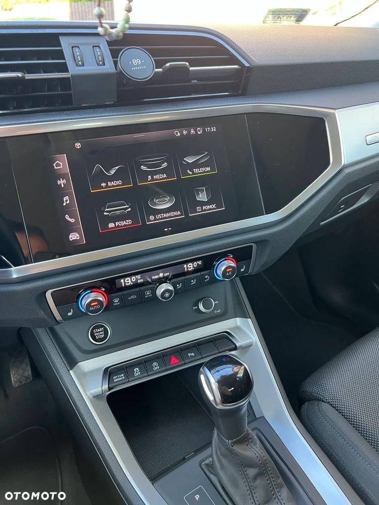 Audi Q3 35 TFSI S tronic - 13