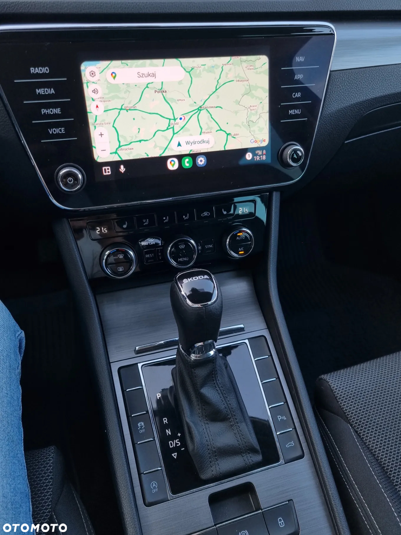Skoda Superb 2.0 TDI SCR Style DSG - 18