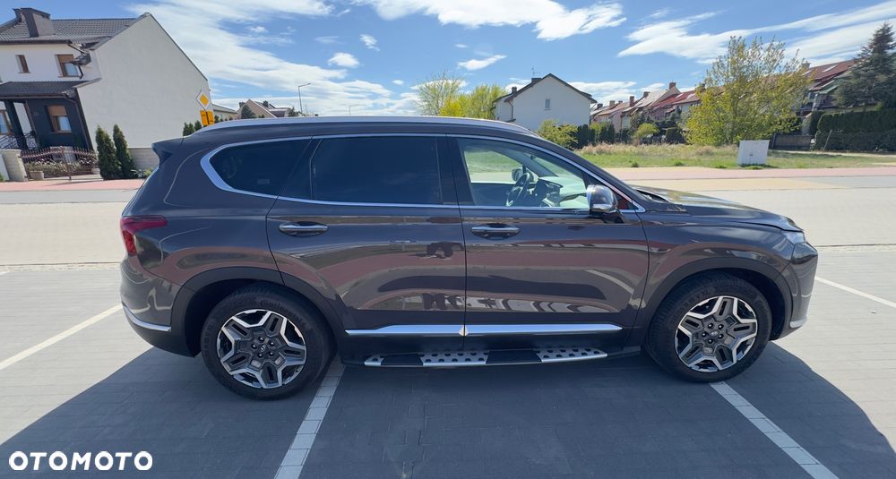 Hyundai Santa Fe 1.6 HEV 4WD SEVEN Signature - 16